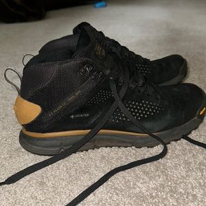 RARE Deadstocked Filson X Danner Boots Gortex Collab Hiking Shoes